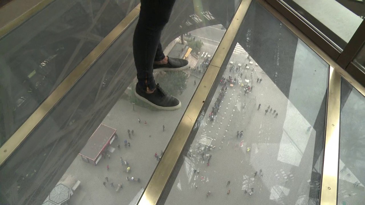 Un plancher de verre pour la Tour Eiffel