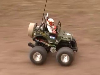 Download Video: Tamiya 58242 Wild Willy 2 - Willy style at the track