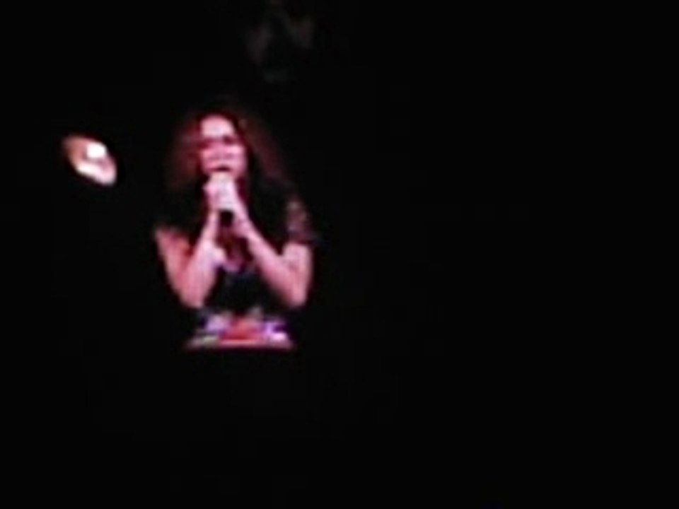Shakira Illegal bercy 2007