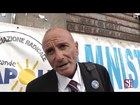 Napoli - Sit in dei Radicali davanti al carcere di Poggioreale (06.10.14)