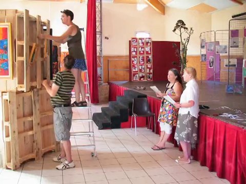 La préparation de l'exposition pour le festival d'art contemporain de Saint Florent sur Auzonnet