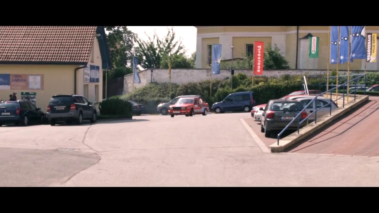 Awesome Zero-Budget Skoda Rally Gymkhana