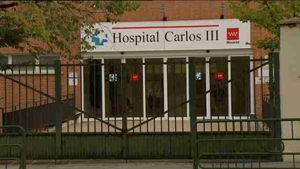 Spanish nurse infected with Ebola recovering well, husband under observation