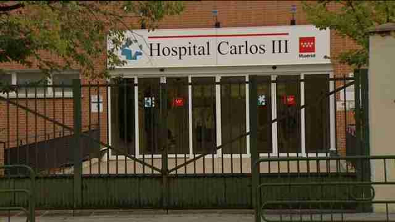 Spanish nurse infected with Ebola recovering well, husband under observation