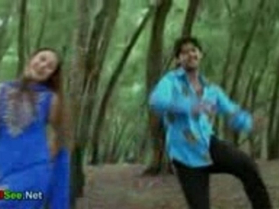 Oru Naal Oru Kanavu - Kajiraho