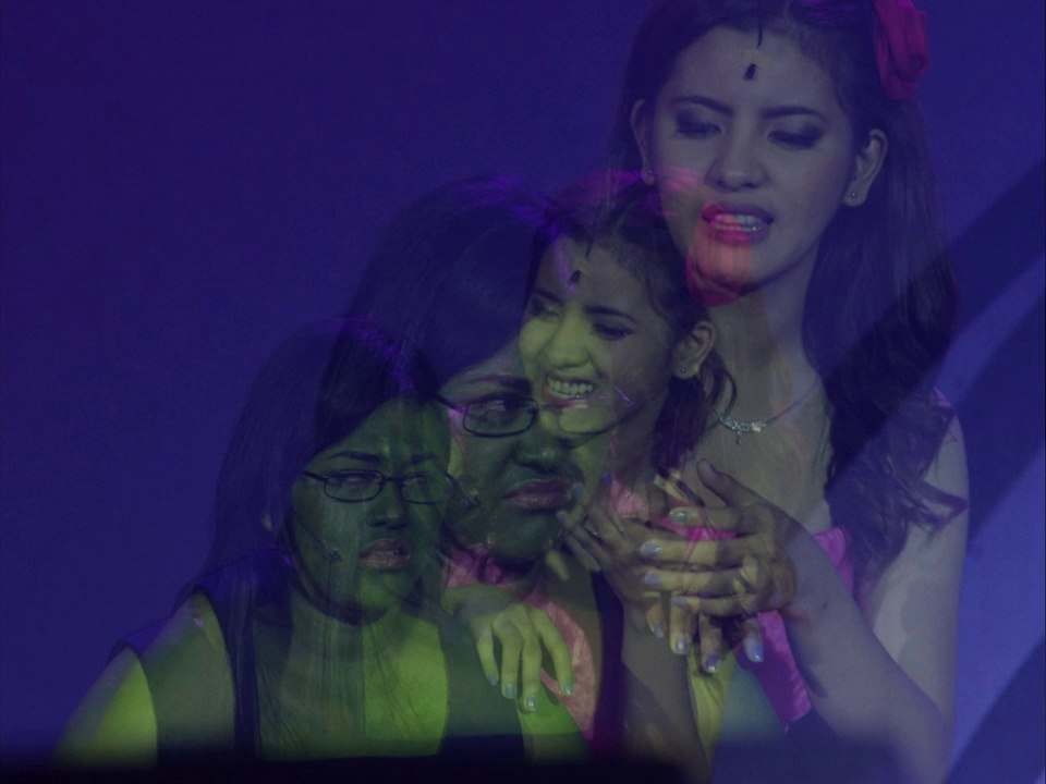 eissel-pangan-videos-wicked-the-untold-story-of-the-witches-of-oz-13