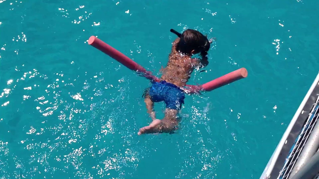 Rangiroa_1eres brasses de Maxime sans brassard