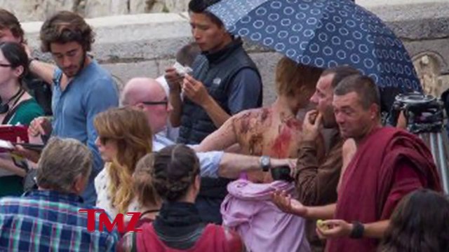 Lena Heady, aka Cersei Lannister On “Game Of Thrones” FINALLY GETS NAKED!.