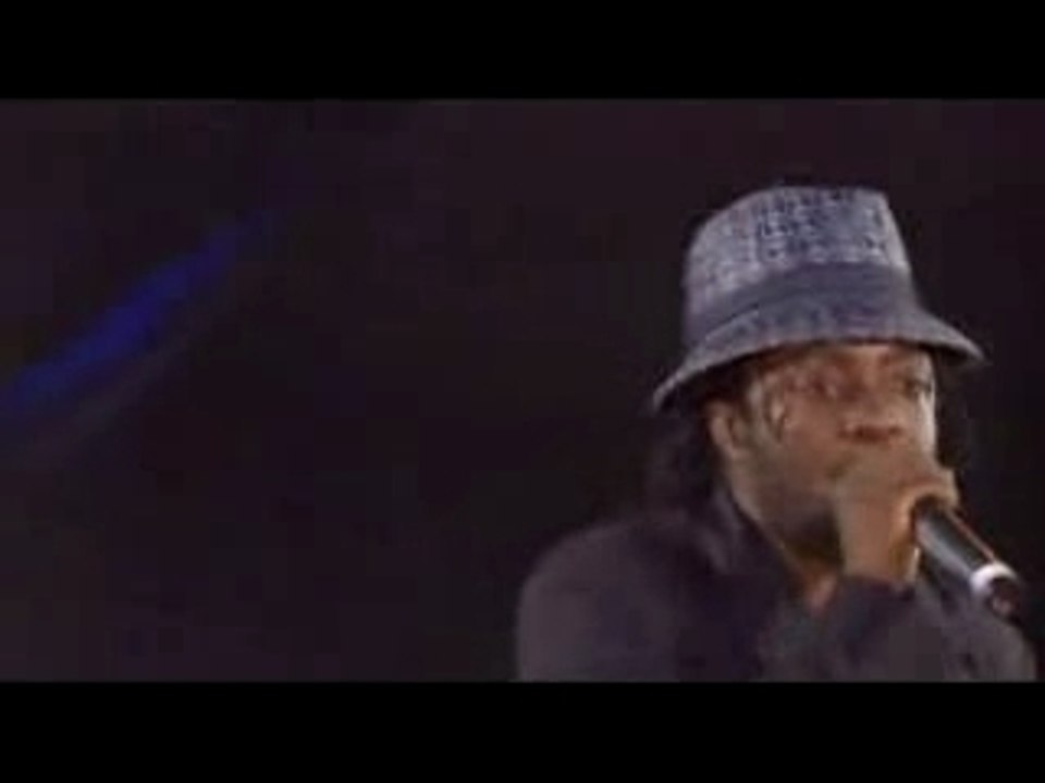 Shut up live Black eyed peas