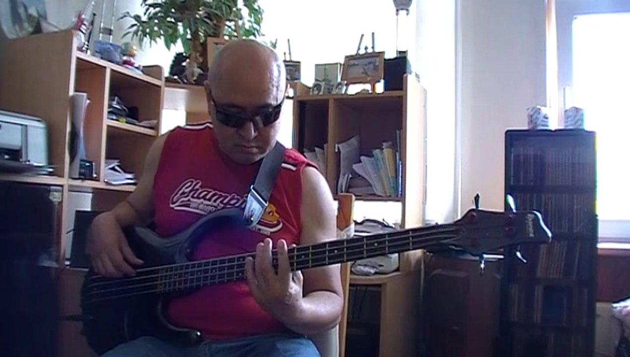 Aqua Marine Carlos Santana  basscover Bob Roha