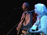 EMMYLOU HARRIS & MARK  KNOPFLER FAR AWAY