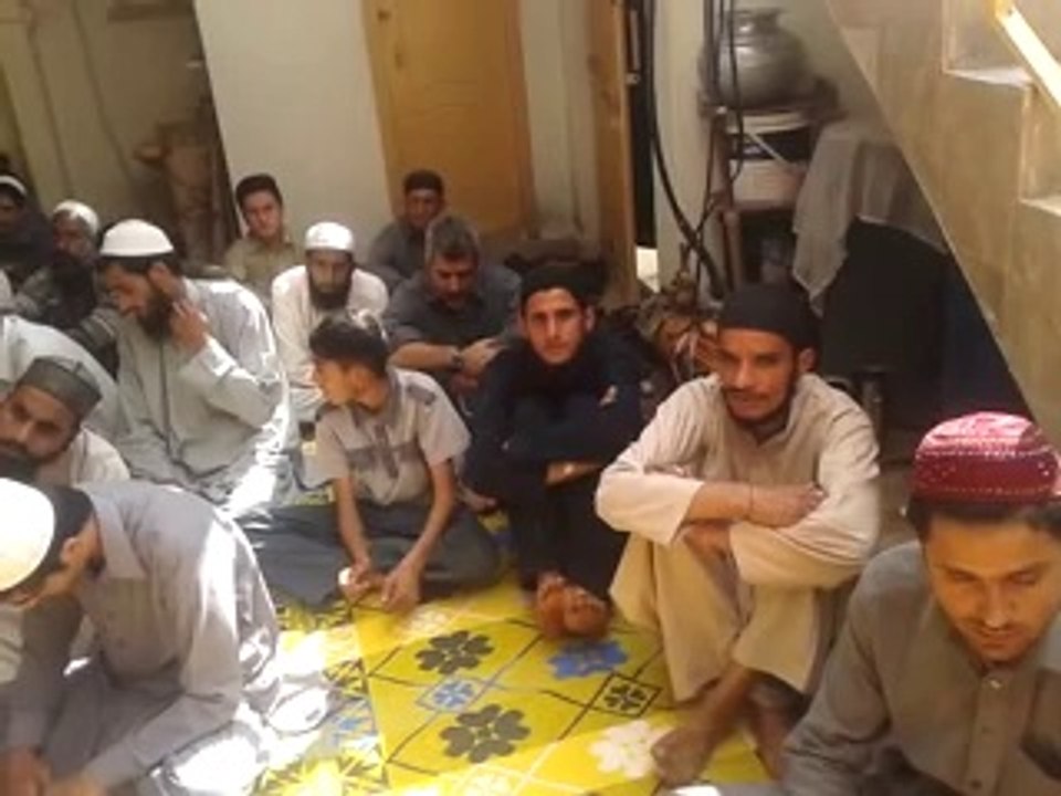 1- قاری فضل سبحان صاحب نعتِ رسول مقبول کے ساتھ