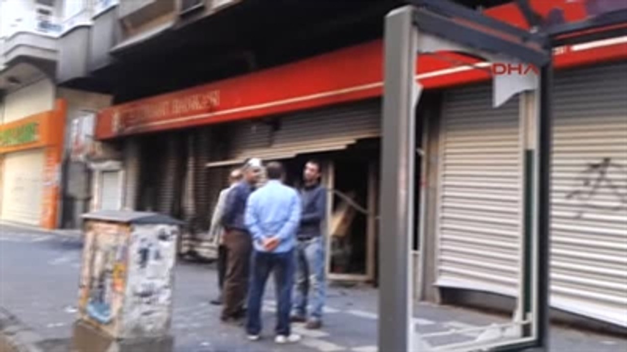Diyarbakır'daki Kobani Protestolarında 8 Kişi Hayatını Kaybetti Ek Gündüz Görüntüsü 2