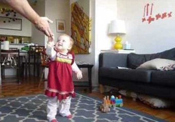 Timelapse of Baby Learning to Walk