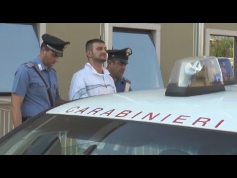 Capodrise (CE) - Rapinano azienda due volte: 8 arresti, tra cui dipendenti basisti (07.10.14)