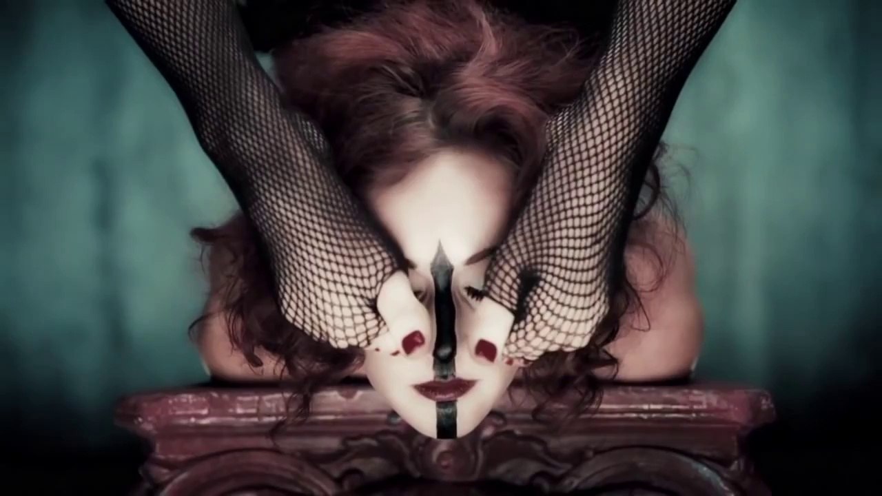 American Horror Story saison 4 - FREAK SHOW - Trailer #5