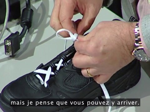 Terry Moore - TED - Comment lacer ses chaussures