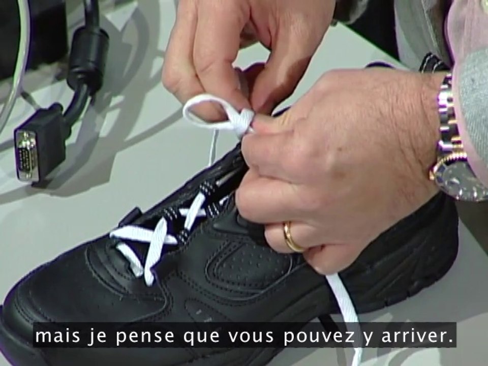 Terry Moore - TED -  Comment lacer ses chaussures