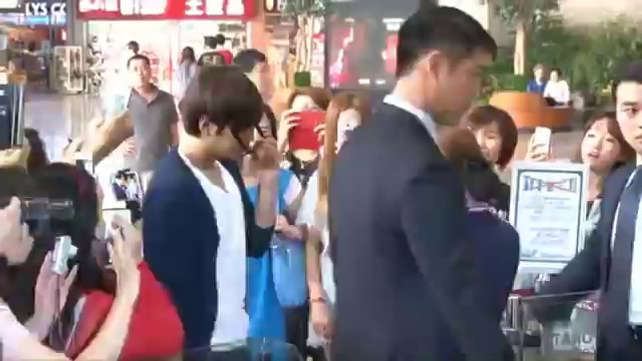 TD영상 장근석, 캠핑 논란 속 출국…패션은 내려놓고 '수수하게'   네이트 뉴스