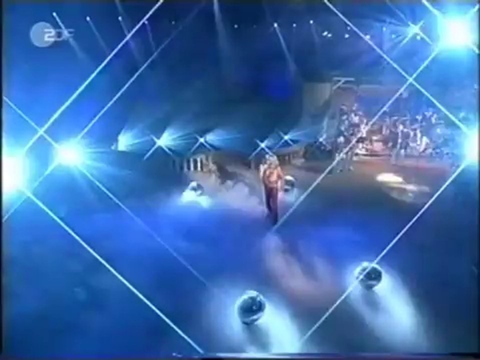 AMANDA LEAR -  ' Follow Me'  HD   Version Mix