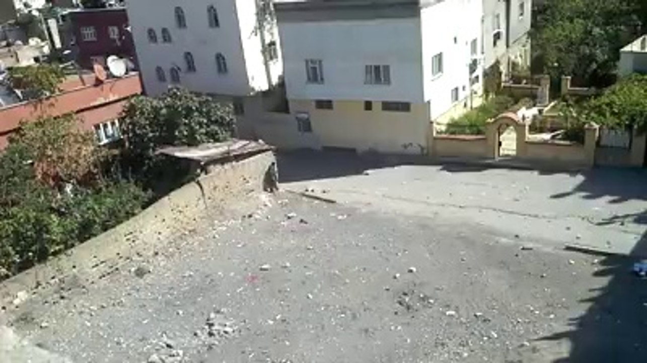 Siirt'te Kobani İçin Gösteri Yapan Gence Polis Ateş açtı