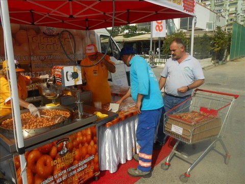 Şehit Jnd.Üstğm.Utku Topçuoğlu Ruhuna Bayramda Sıcak Lokma Döküldü 07.10.2014 Salı