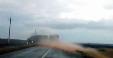 Sarhoş Sürücü Otoyola Buğday Ekti