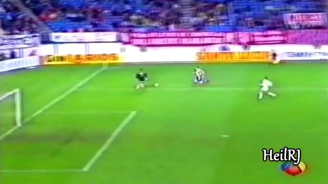 Compilation de Buts Impossibles marqués au FOOT!