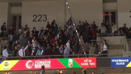 Dha Ankara - Cumhurbaşkanlığı Kupası Final Maçında Ak Partililerle Karşıyaka Taraftarı Arasında...