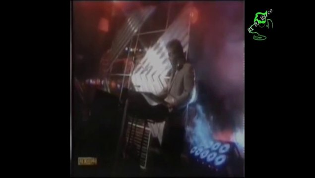 run dmc & Indeep - It's Like That -Feat- Last Night A DJ Saved My Life