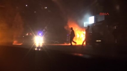 İzmir'de Kobani'ye Destek Protestosunda Biraraya Geldiler" Haberine Ek