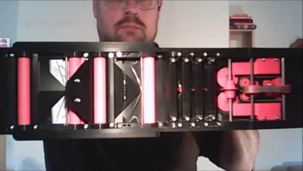 Machine gun d'avions en papier