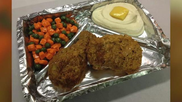 Cake Artist Makes Amazingly Realistic Creations