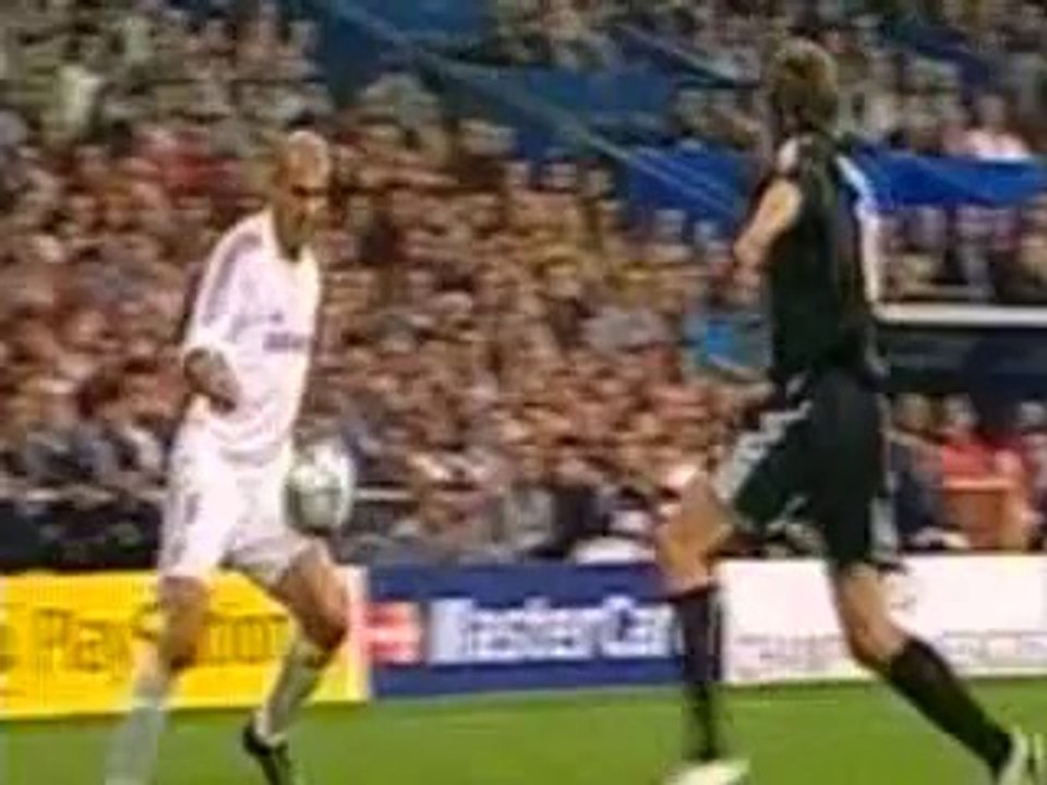 Glorias blancas, magos del balón. Zinedine Zidane