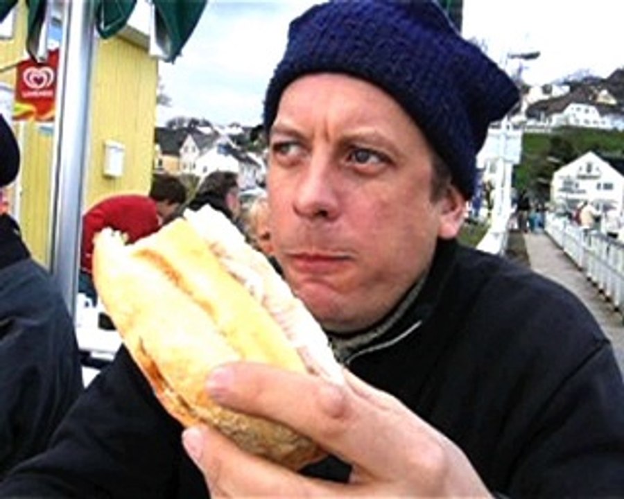 Ein Mann geht seinen Gang