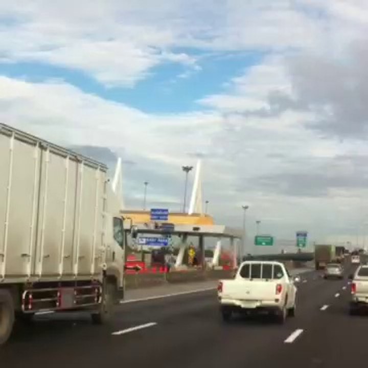 The road view is just beautiful :)
