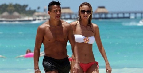 Alexis Sanchez, Sevgilisini Aldattı