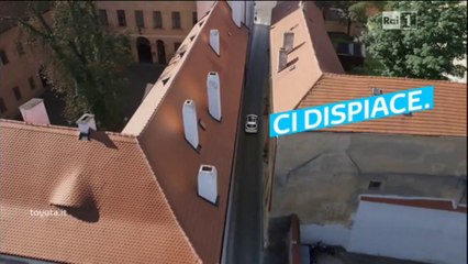 toyota yaris hybrid spot (2014)