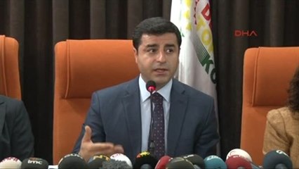 Hdp Eşgenel Başkanları Diyarbakır'da Basın Toplantısı Düzenledi 5