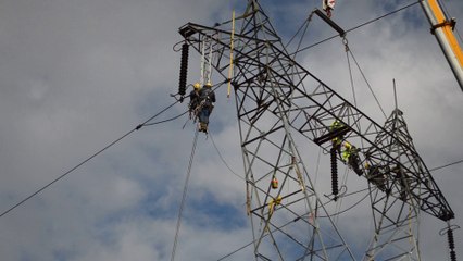 Cambrésis: Réseau transport d'électricité rénove une ligne à haute tension