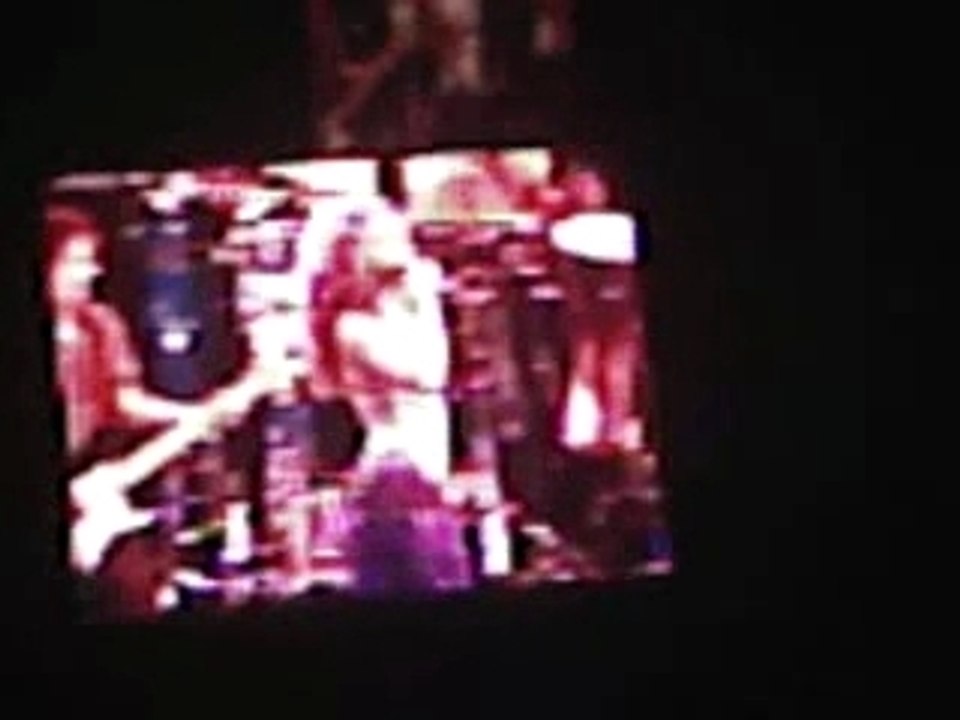 Shakira  Whenever Wherever Bercy 2007
