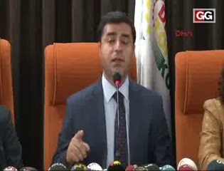 HDP EŞGENEL BAŞKANLARI DİYARBAKIR'DA BASIN TOPLANTISI DÜZENLEDİ