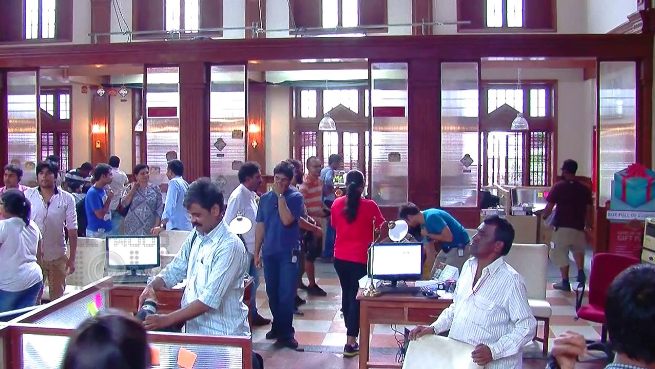 "Revealed!! Set Of Yash Raj Film Bank Chor | Vivek Oberoi And Riteish Deshmukh  "