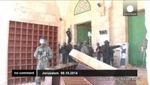 Clashes erupt at mosque in Jerusalem