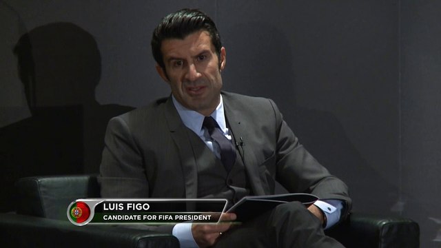 Luis Figo habla sobre el racismo en el fútbol