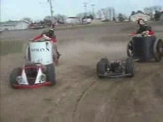 Motorized_chariots_racing