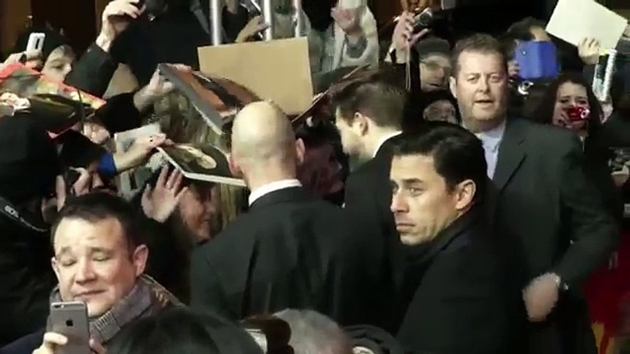 Rob Pattinson:"Can't Watch Himself" Interview With Associated Press #2 From 'Life' Press Junket 10.02.2015