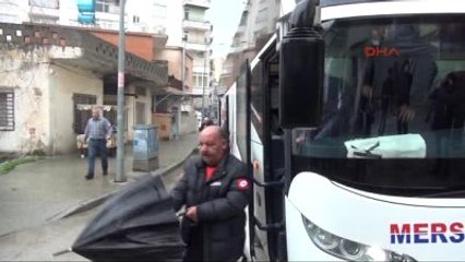 Mersin Murat Kekilli, Özgecan'ın Ailesini Ziyaret Etti