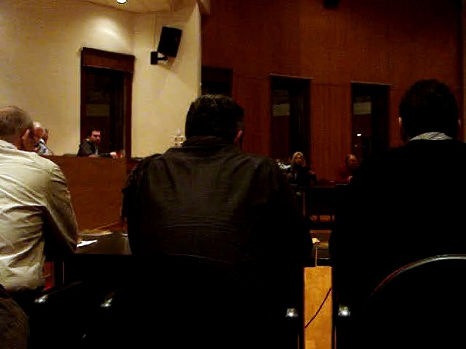 Δημοτικό συμβούλιο 17-2-2015 24ο τοποθέτηση του Στέλιου Βασιλειάδη  για την  λεωφορειολωρίδα