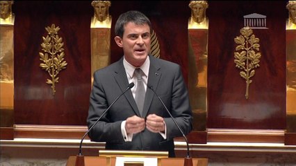 "Pour ou contre?" La tirade de Valls pour défendre la loi Macron